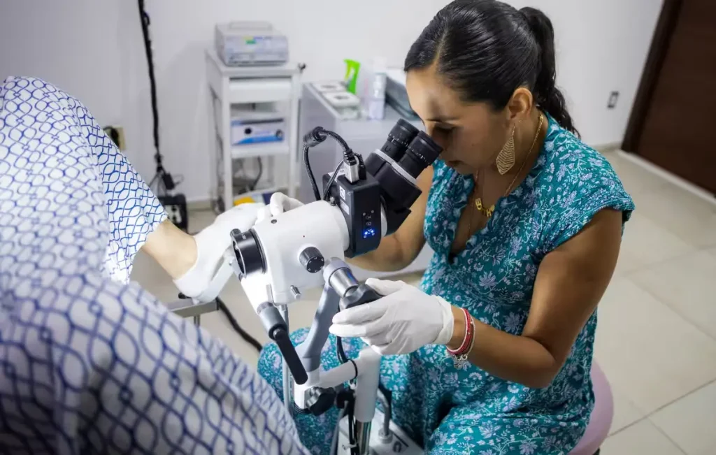 Papillomavirus chez la femme sur la lèvre